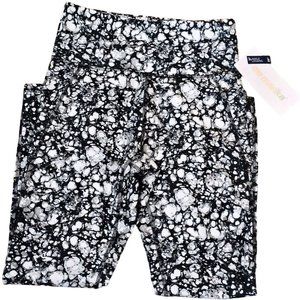 Marika Black & White Workout Leggins 25" (Medium)